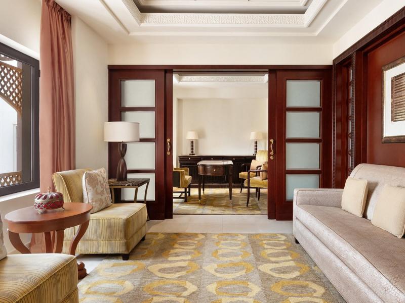 Shangri-La Al Husn Resort & Spa