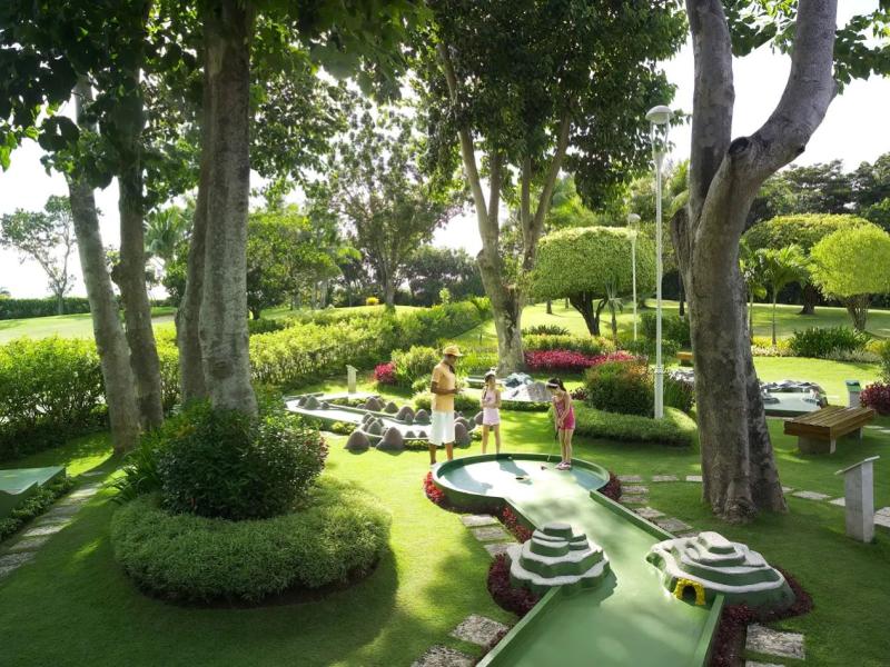 Shangri-La's Mactan Resort and Spa