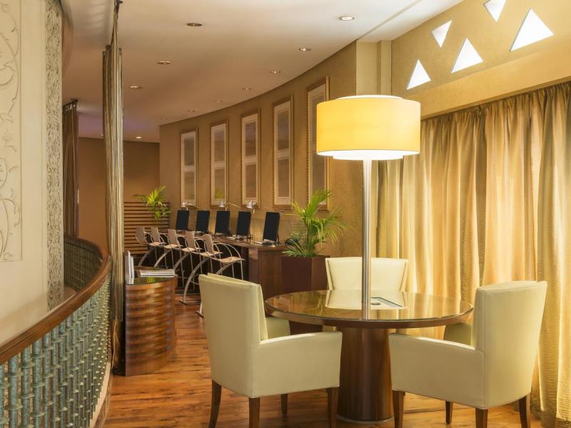 Sheraton Abu Dhabi Hotel & Resort