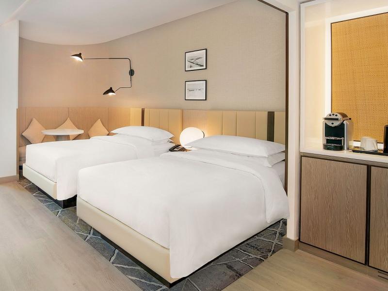 Sheraton Abu Dhabi Hotel & Resort