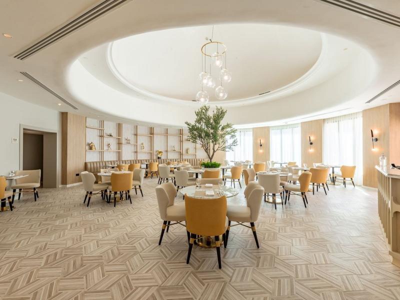 Sheraton Abu Dhabi Hotel & Resort