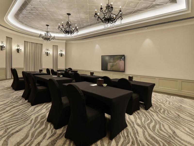 Sheraton Abu Dhabi Hotel & Resort