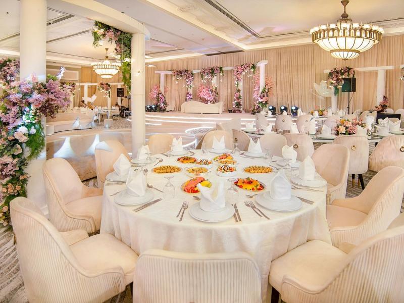 Sheraton Abu Dhabi Hotel & Resort