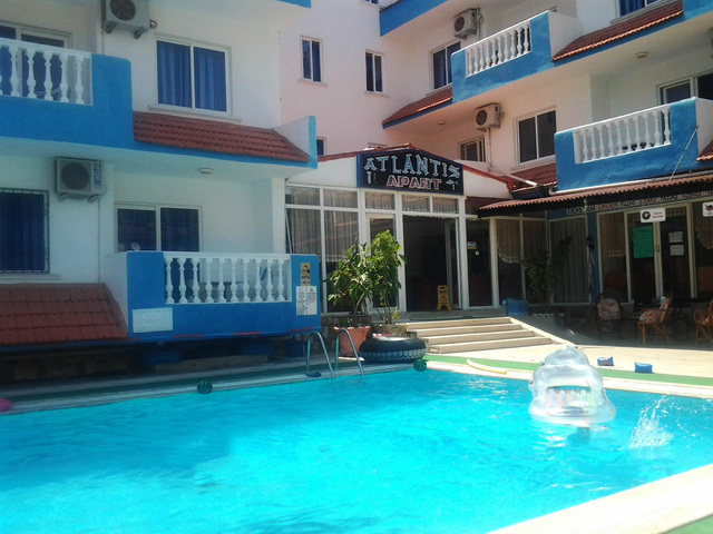 Atlantis Apart Hotel