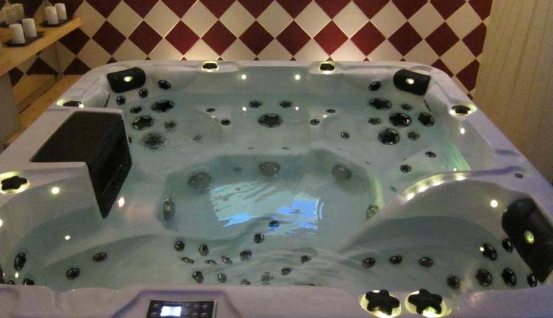 Atlantis Beach Hotel