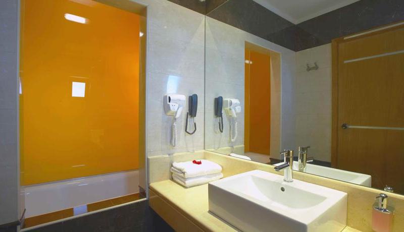 Atlantis Beach Hotel