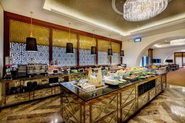 Отель Sheraton Grand Doha Resort & Convention Hotel Катар, Доха, фото 22