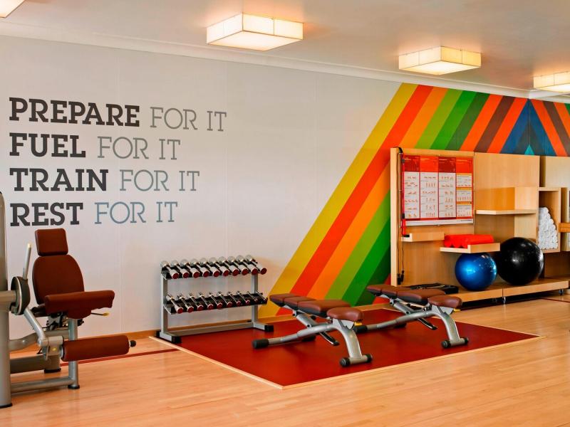 Sheraton Dubai Creek Hotel & Towers