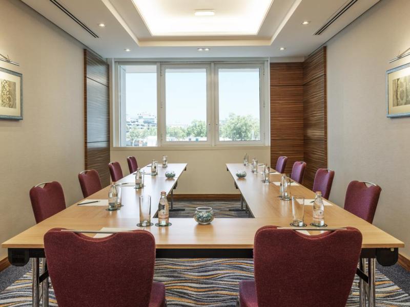 Four Points by Sheraton Bur Dubai
