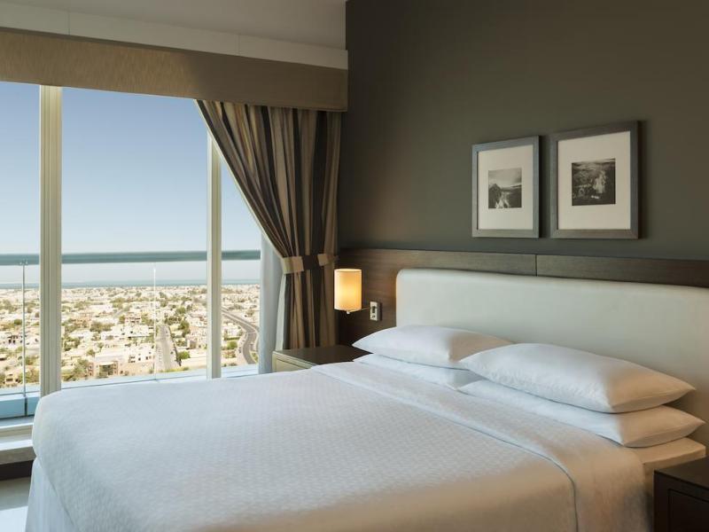 Four Points by Sheraton Sheikh Zayed Road