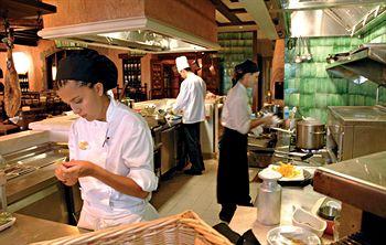 Tivoli La Caleta Resort