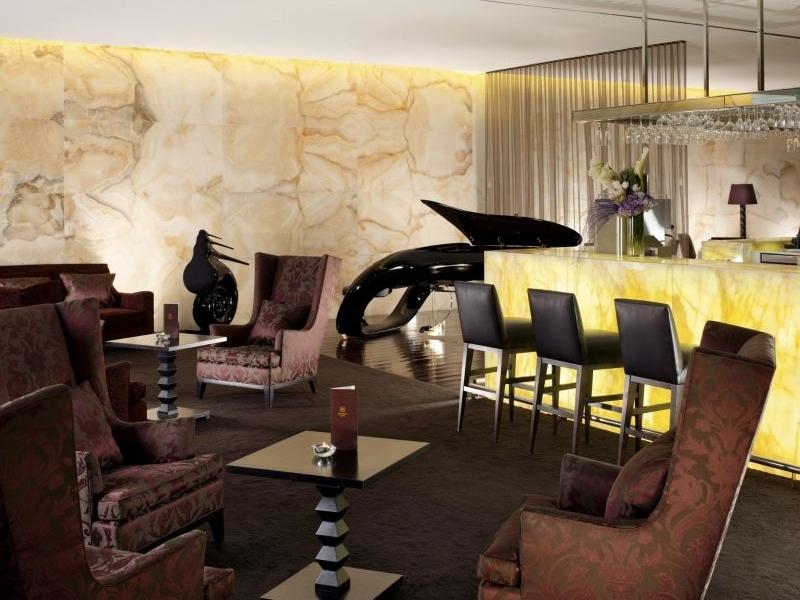 Sheraton Lisboa Hotel & Towers