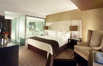 Sheraton Lisboa Hotel & Towers