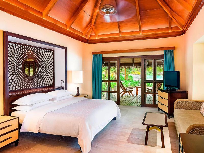 Sheraton Maldives Full Moon Resort & Spa