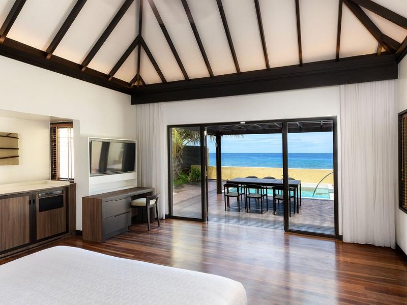 Sheraton Maldives Full Moon Resort & Spa