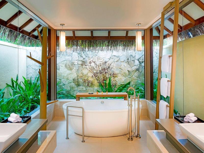 Sheraton Maldives Full Moon Resort & Spa