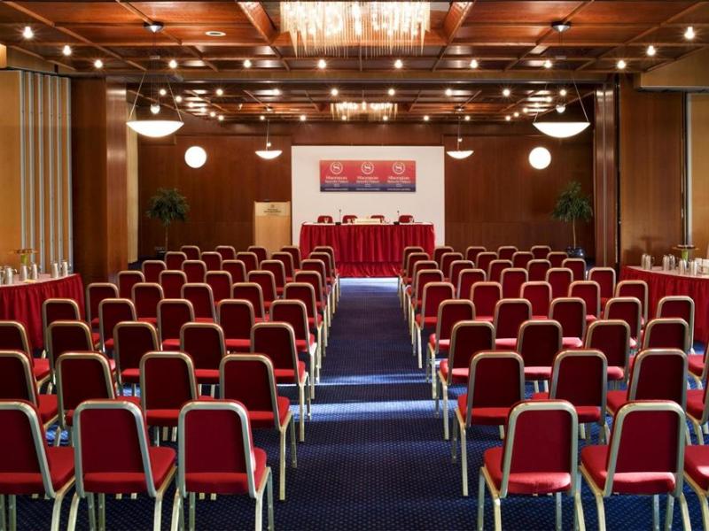 Sheraton Grand Tbilisi Metechi Palace Hotel