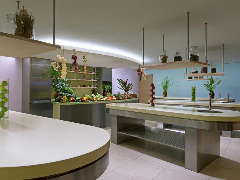 Sheraton Nha Trang Hotel & Spa