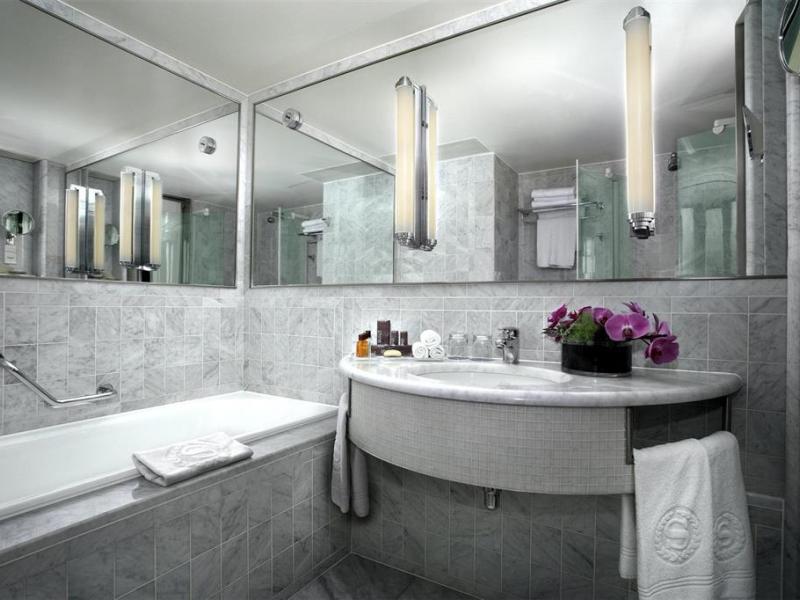 Sheraton Paris Airport CDG