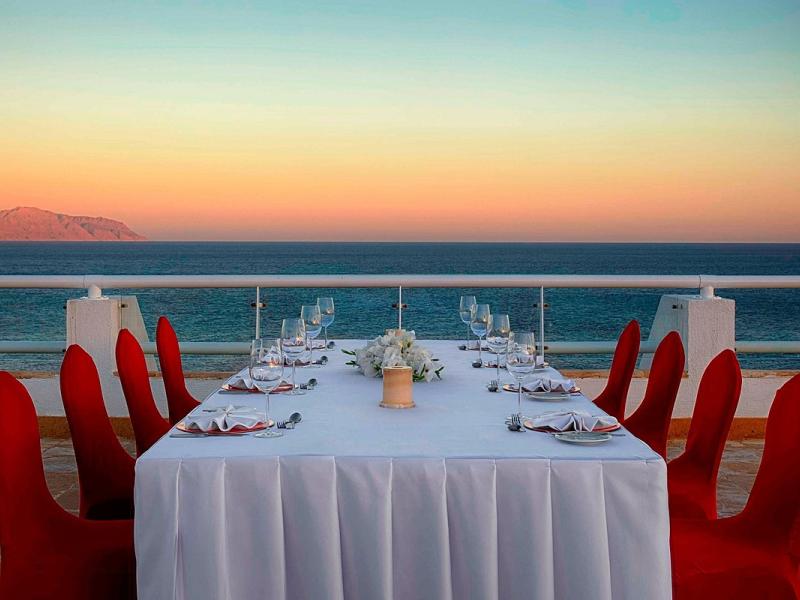 Sheraton Sharm Hotel Resort Villas & Spa 