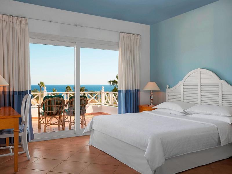 Sheraton Sharm Hotel Resort Villas & Spa 