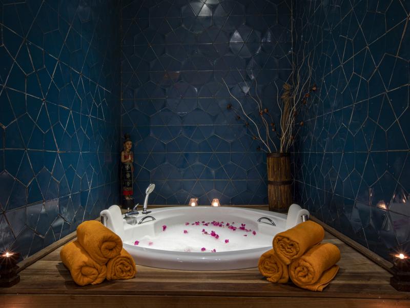 Sherwood Exclusive Lara