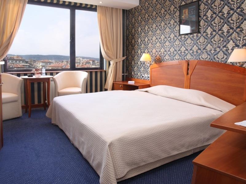 Shoumen Grand Hotel