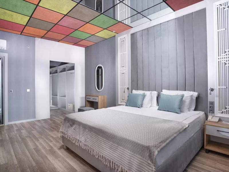 Siam Elegance Hotel & Spa