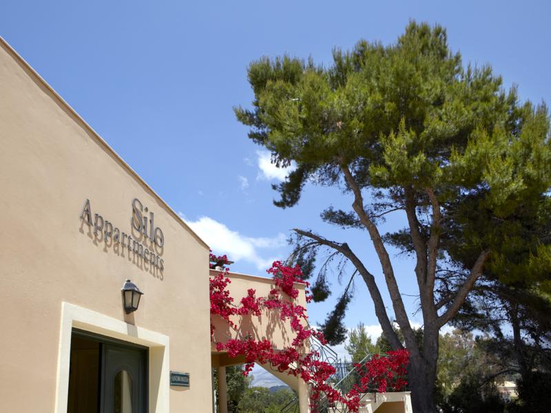 Silo Hotel Apartments