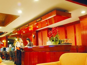 Silom Village Inn