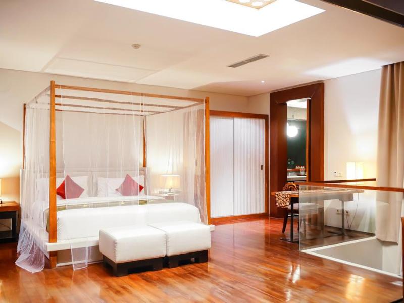 Javana Royal Villas