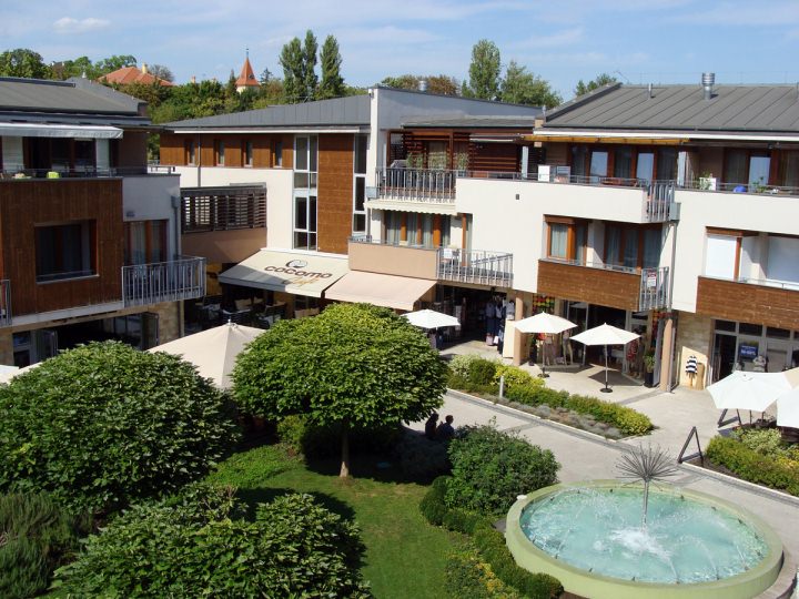 Silverine Lake Resort