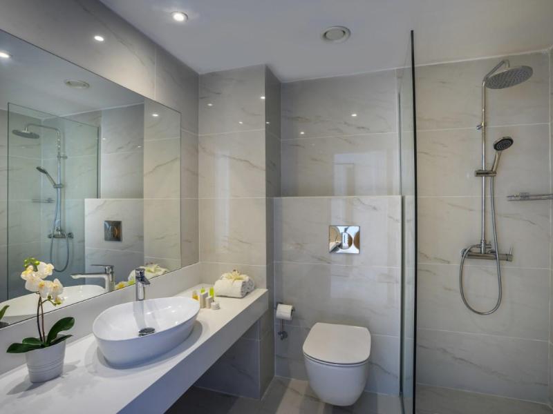 Silver Sands Beach Hotel