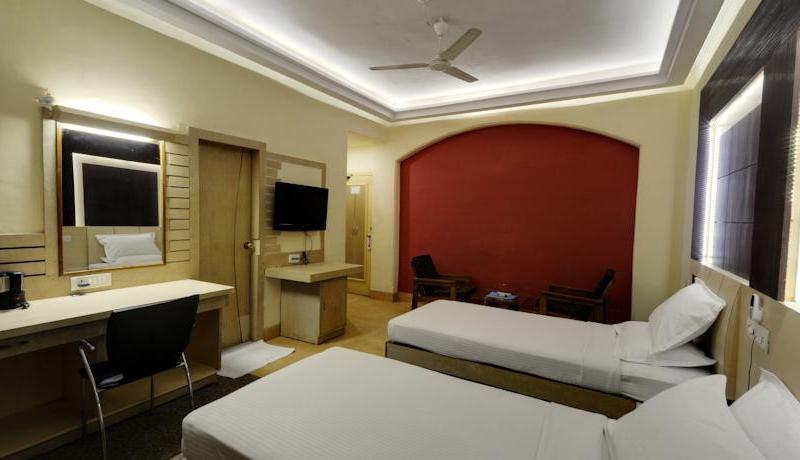 Silver Sands Beach Resort