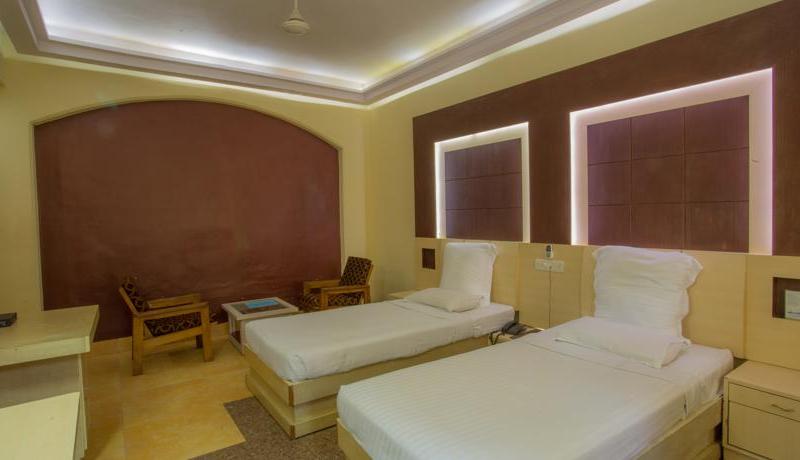 Silver Sands Beach Resort