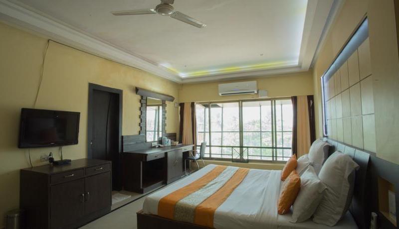 Silver Sands Beach Resort