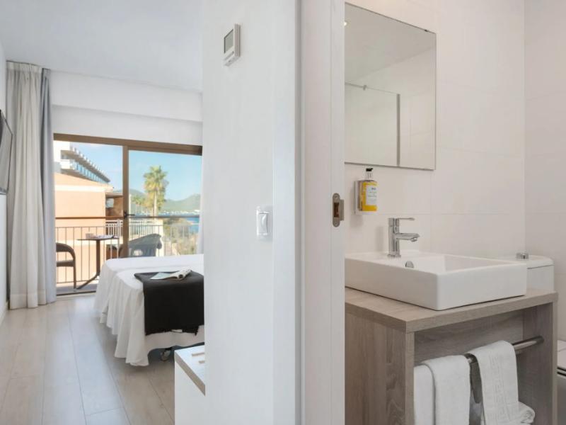 Hotel Atolon