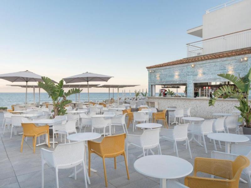 Hotel Atolon