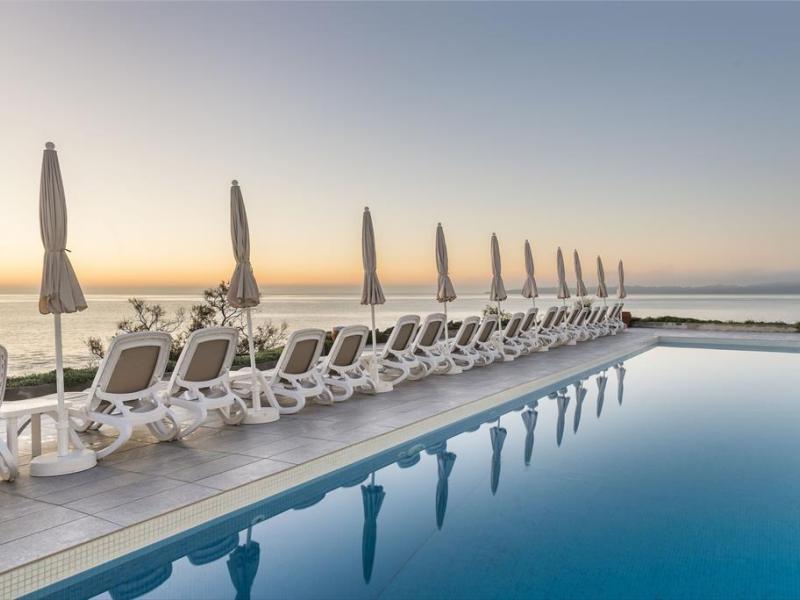 Hotel Atolon