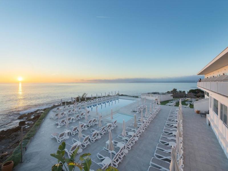 Hotel Atolon