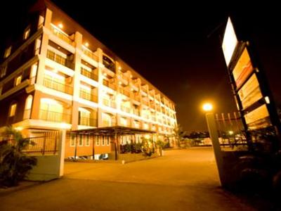 Sinsuvarn Airport Suite