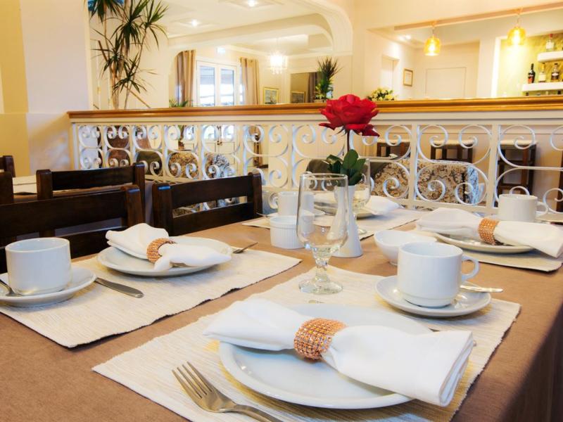 Sirena Beach Hotel