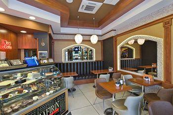 Edition Old City Hotel