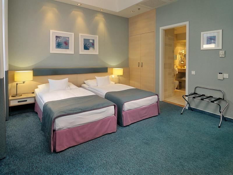 Atrium Fashion Hotel