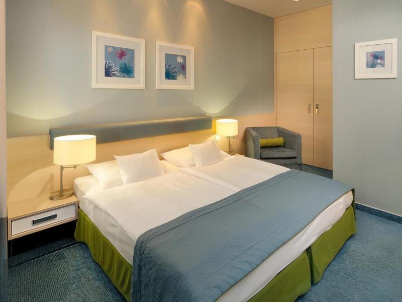 Atrium Fashion Hotel