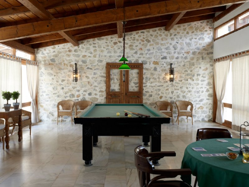 Atrium Hotel
