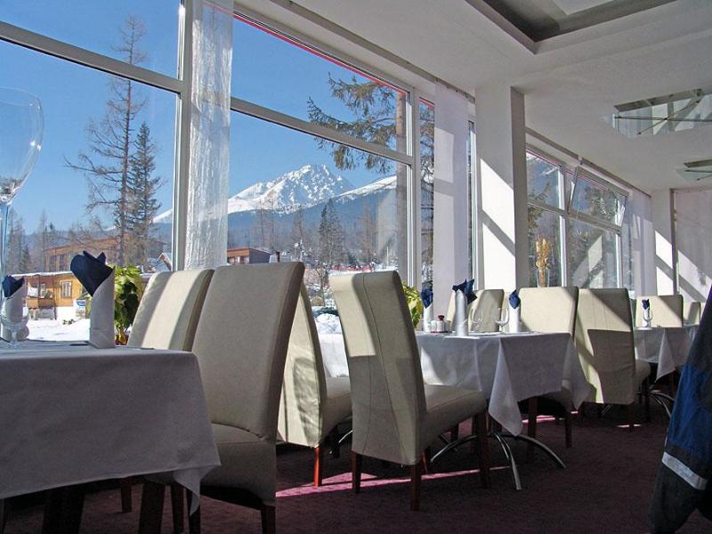 Atrium Hotel