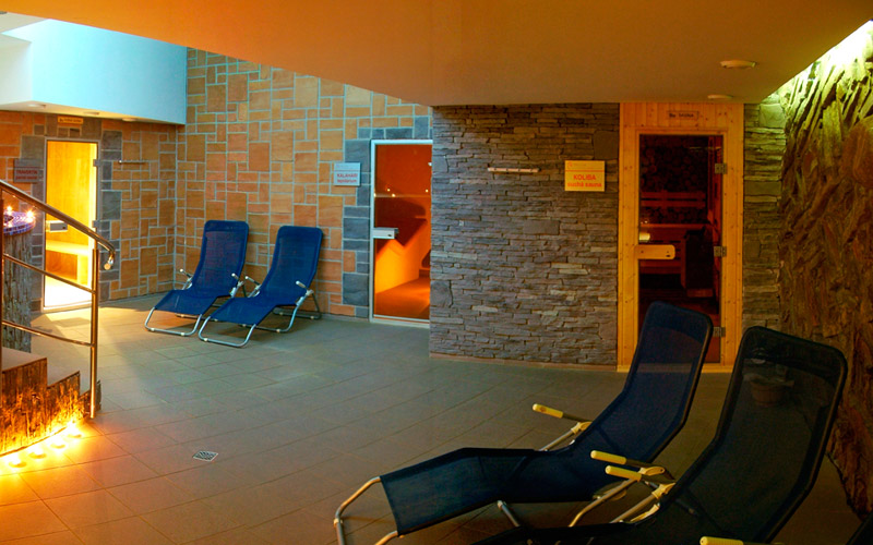 Atrium Hotel
