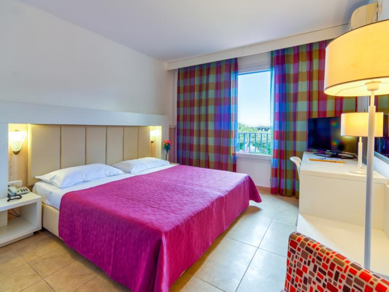 Slovenska Plaza Resort 3*