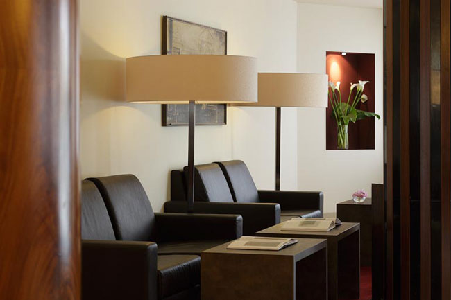 Smart Hotel Holiday